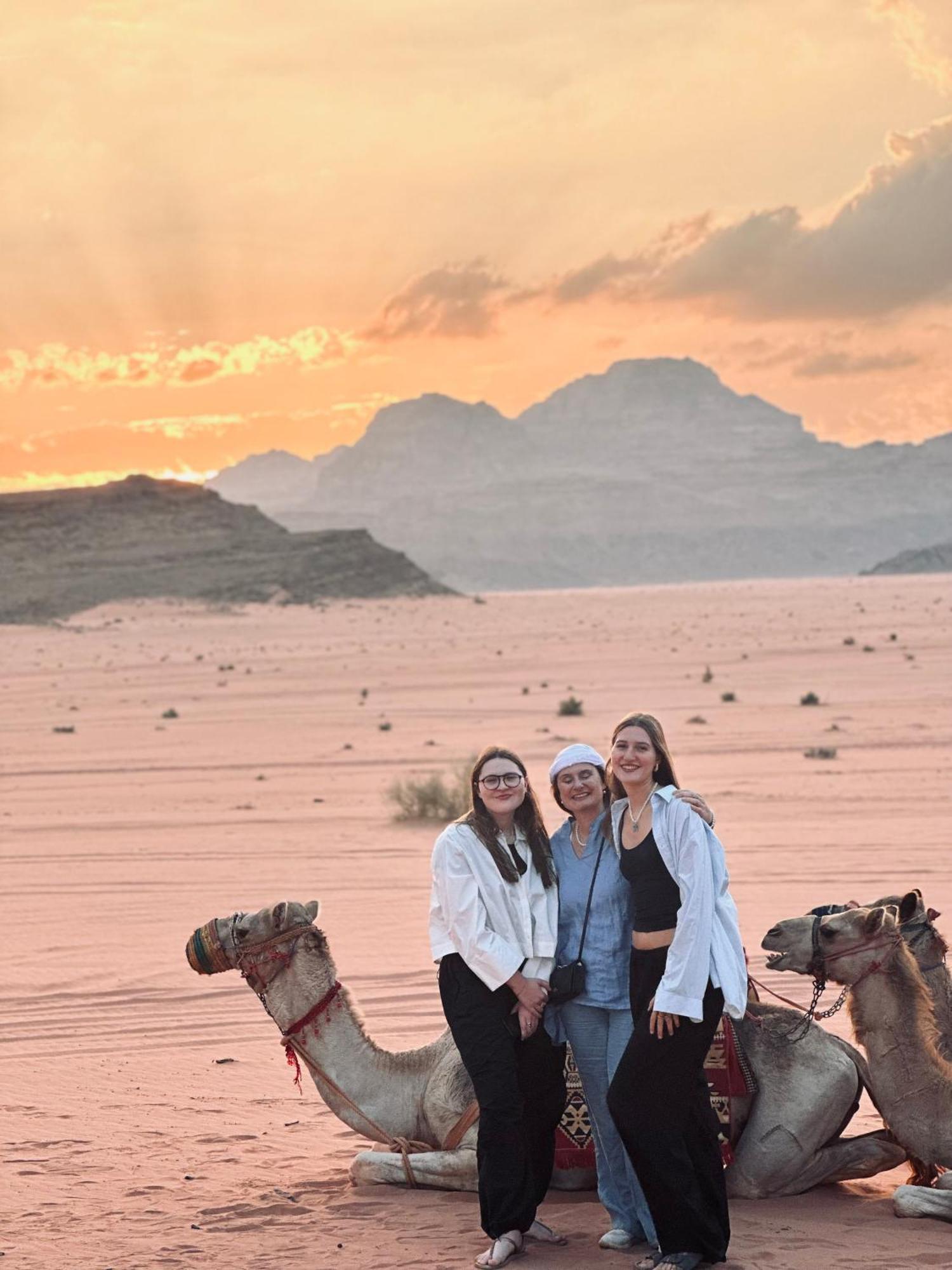 Rum Relaxation Luxury Camp Wadi Rum Ngoại thất bức ảnh